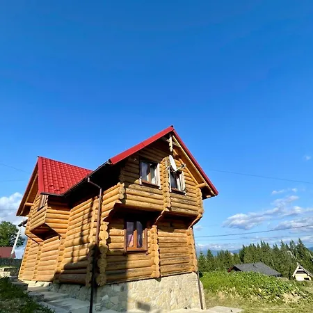 з видом на говерлу та петрос Hotel 4*